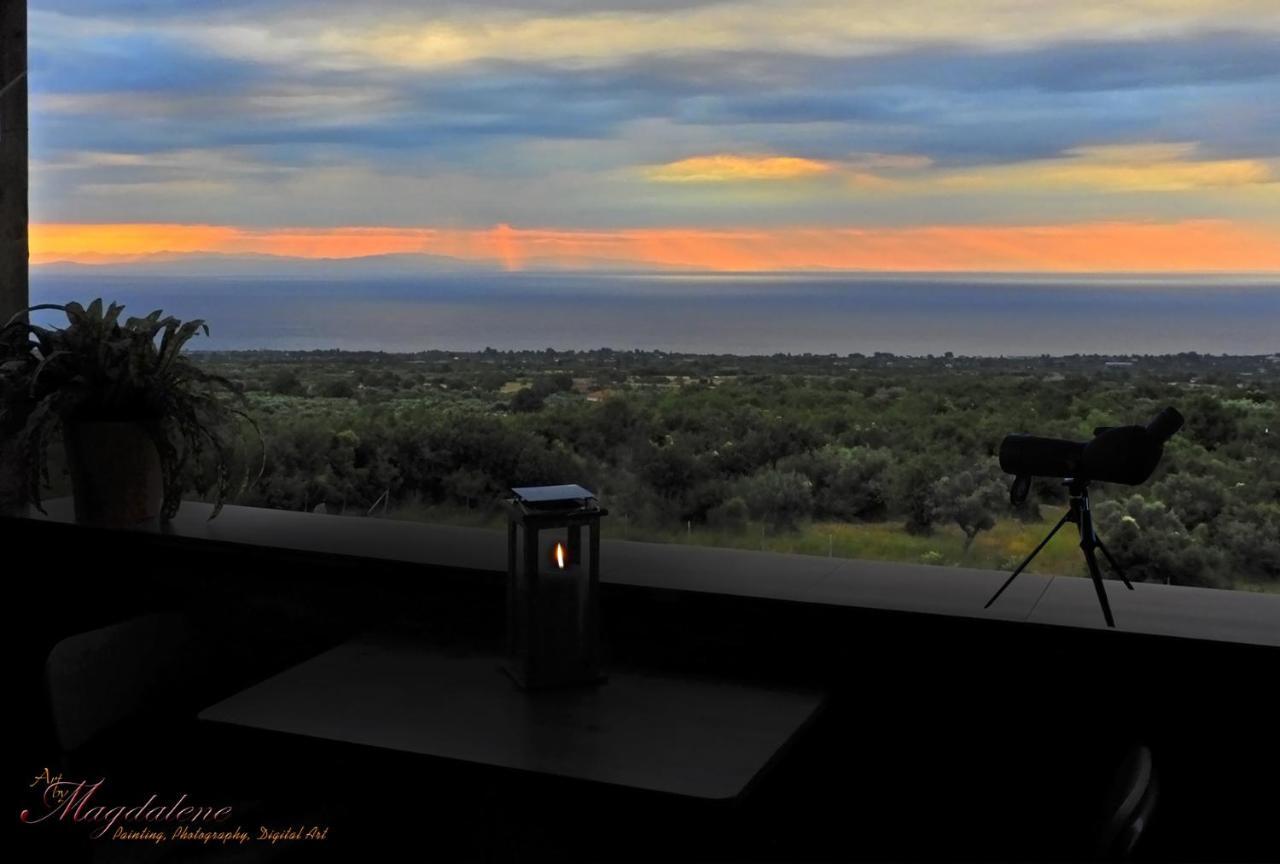 شقة Panoramaloft - Quality, View, Sea & Mountain لِتوخورو المظهر الخارجي الصورة